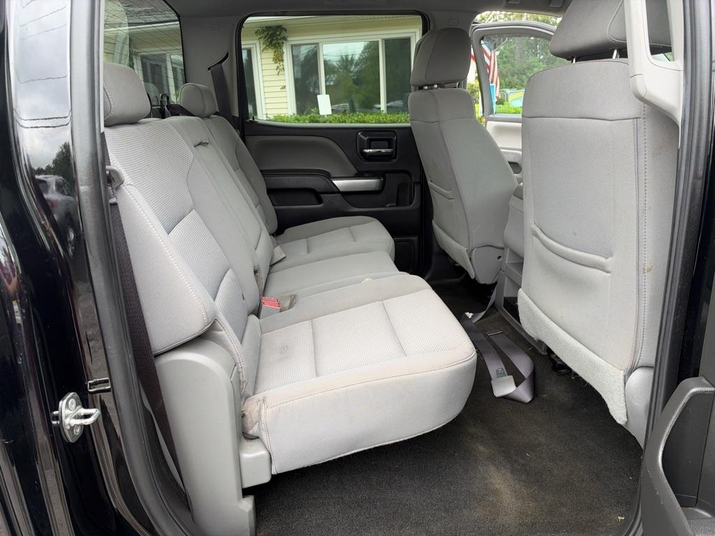 Chevrolet Silverado photo 14