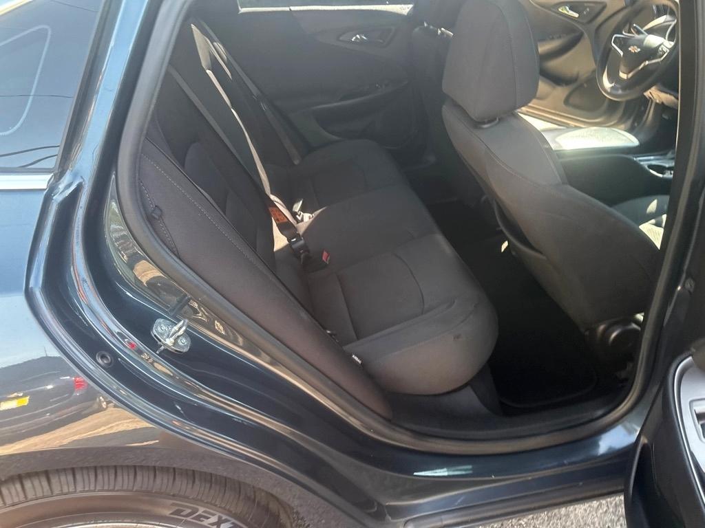 Chevrolet Malibu photo 14