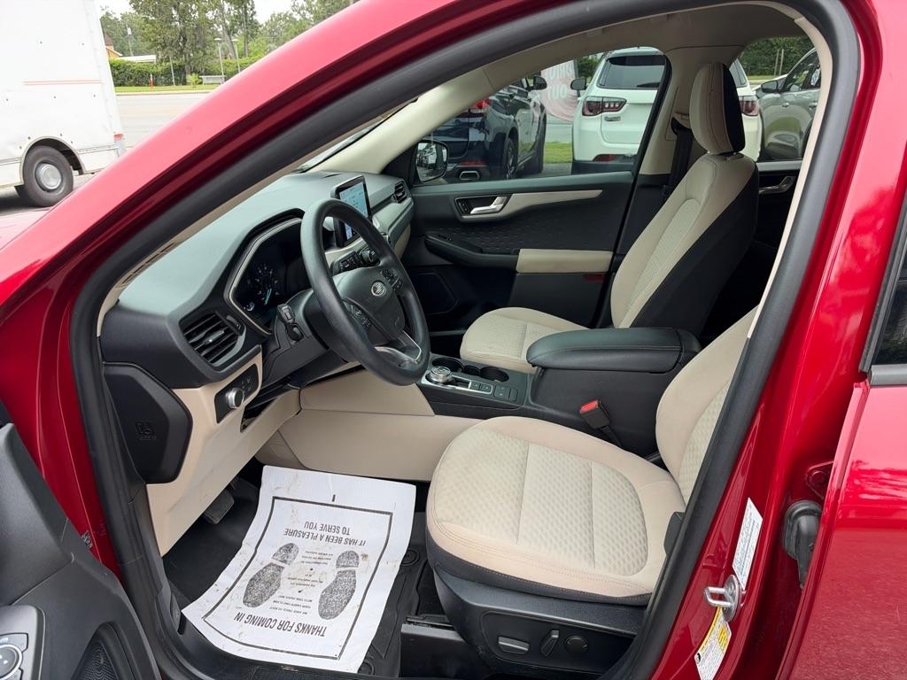 Ford Escape photo 11