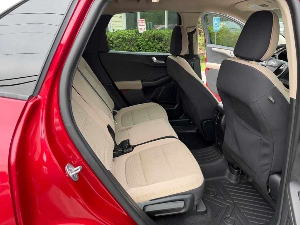 Ford Escape photo 14