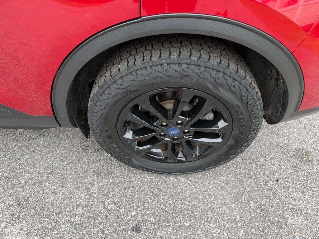 Ford Escape photo 18
