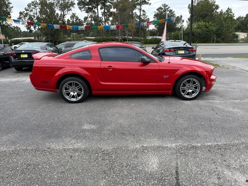 Ford Mustang GT Premium Coupe 2006