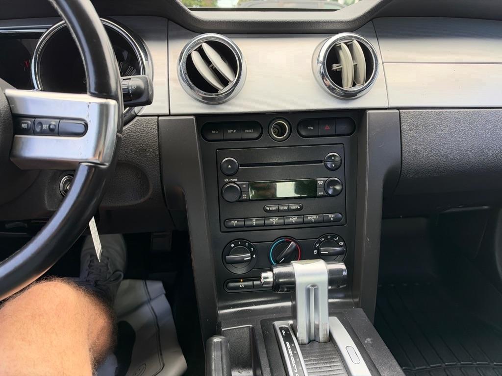 Ford Mustang GT Premium Coupe 2006