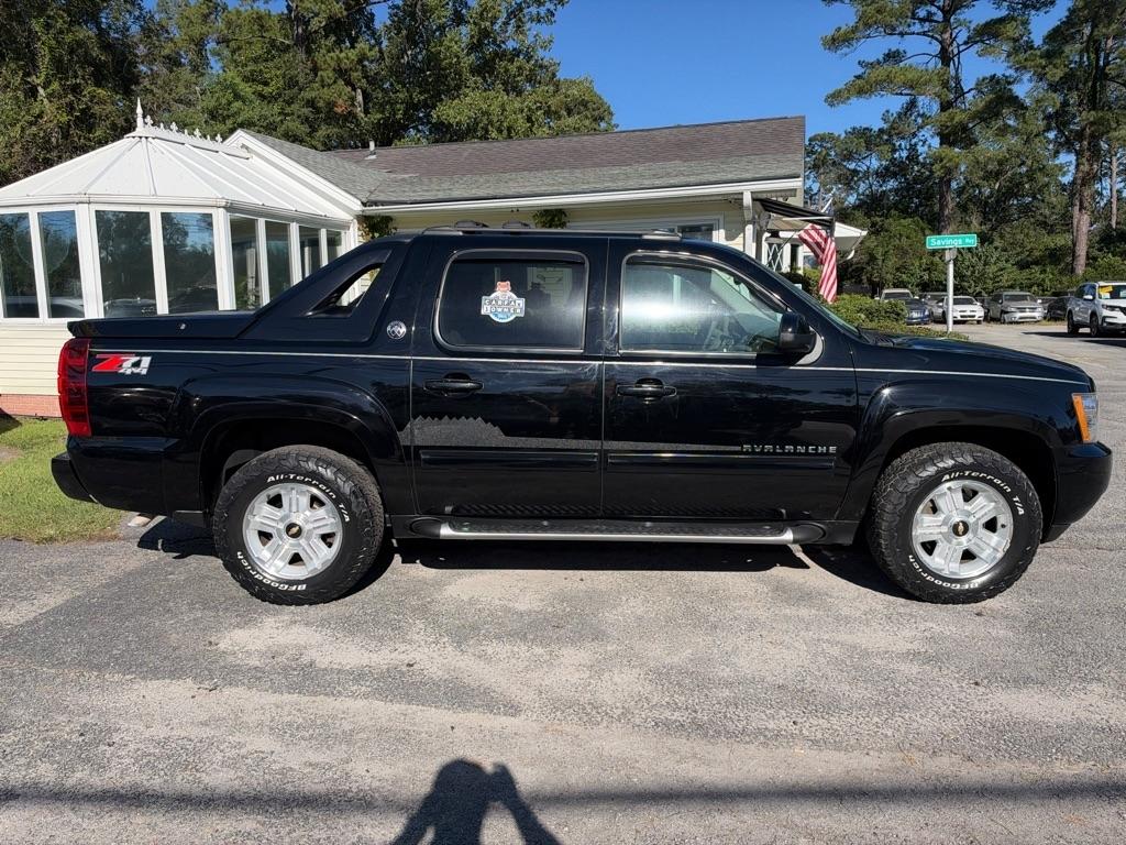 Chevrolet Avalanche LT 4WD 2013