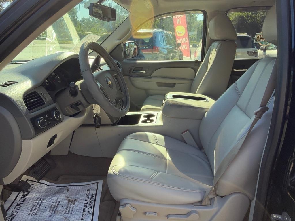 Chevrolet Avalanche LT 4WD 2013