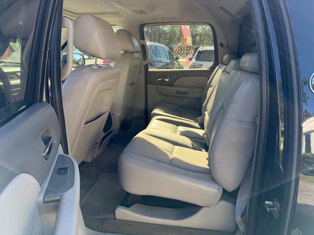 Chevrolet Avalanche LT 4WD 2013