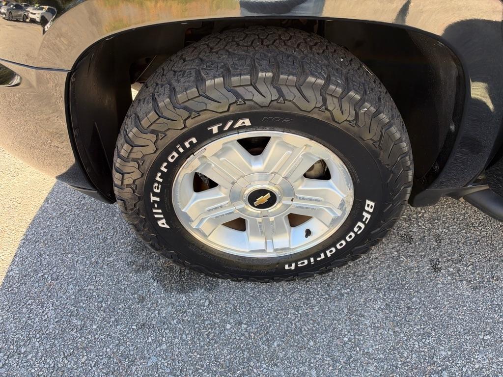 Chevrolet Avalanche LT 4WD 2013