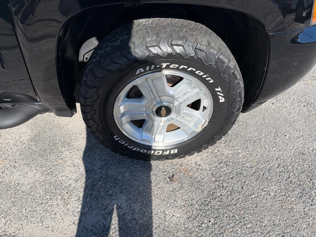Chevrolet Avalanche LT 4WD 2013