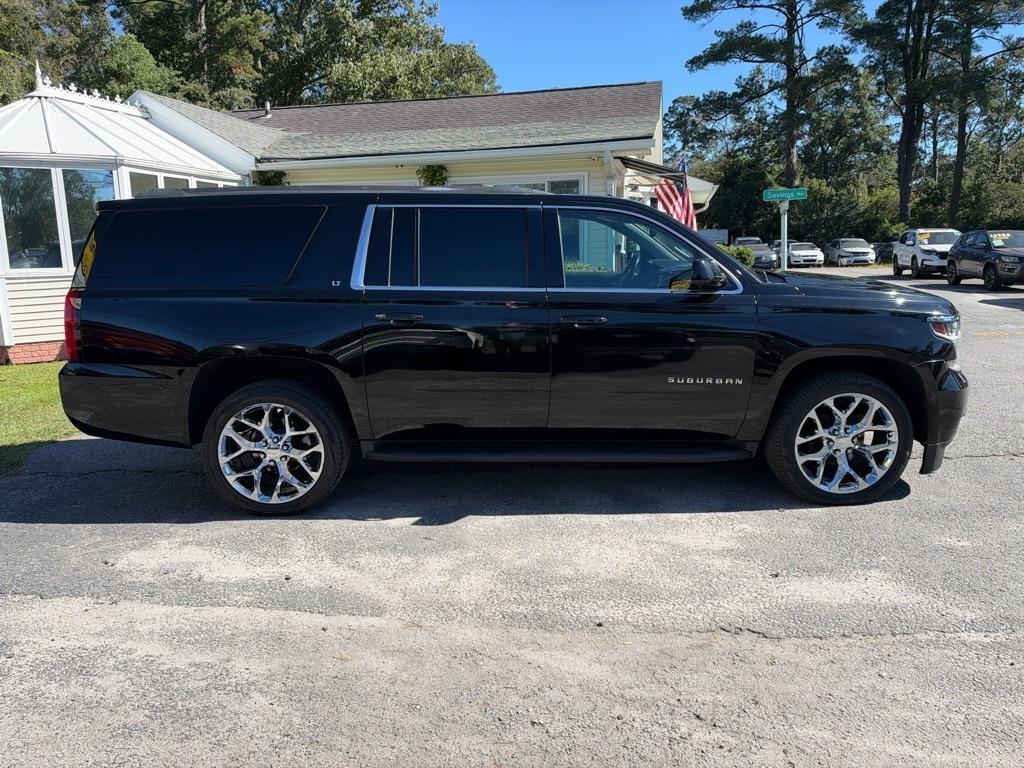 Chevrolet Suburban LT 2WD 2020