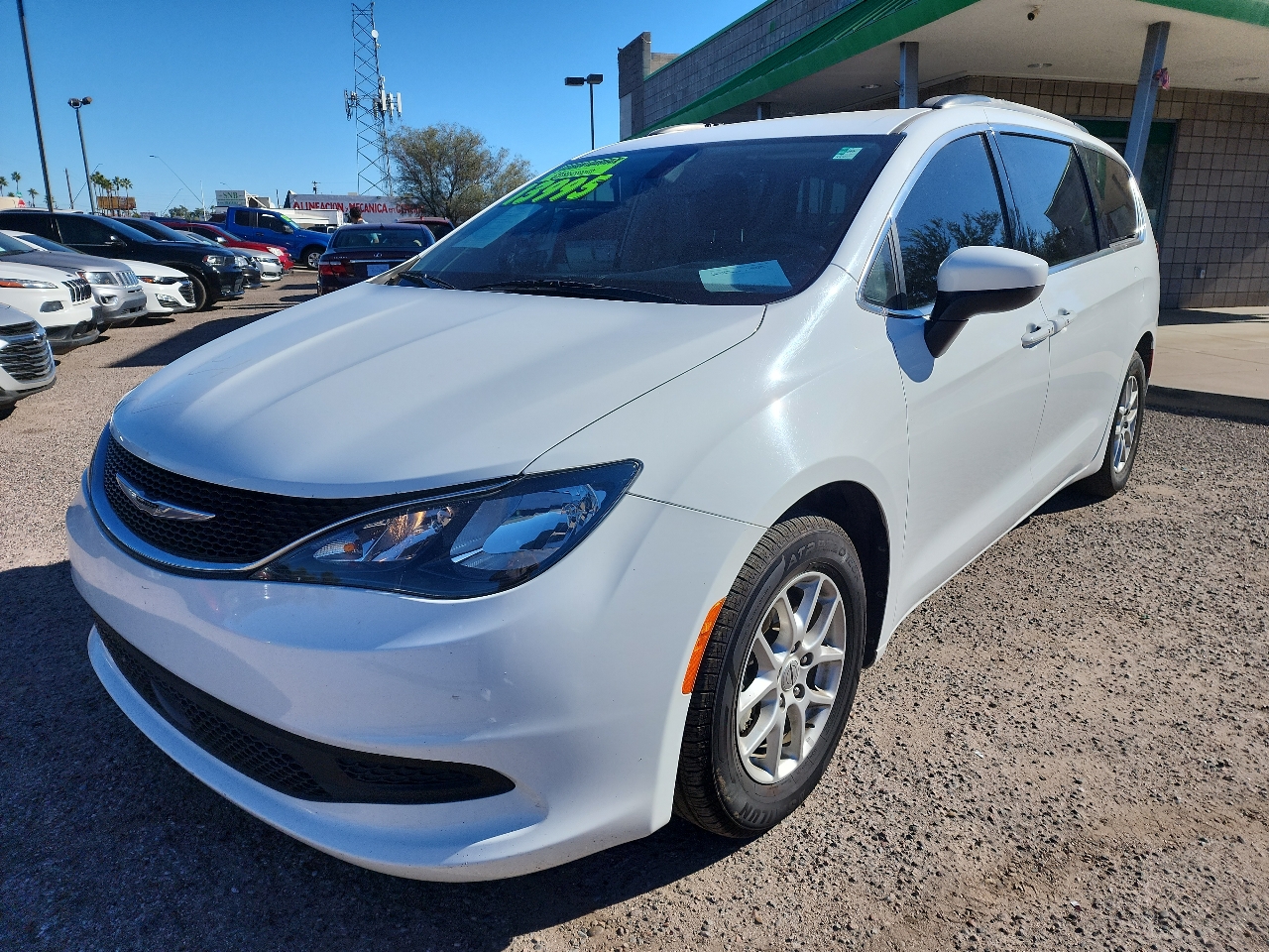 2021 Chrysler Voyager LXI