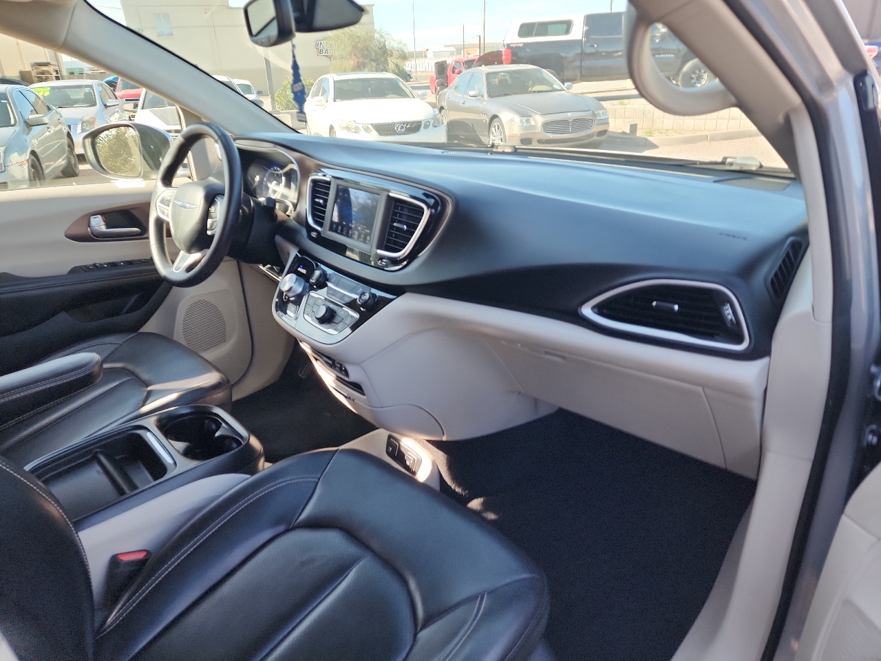 Chrysler Voyager LXI 2020