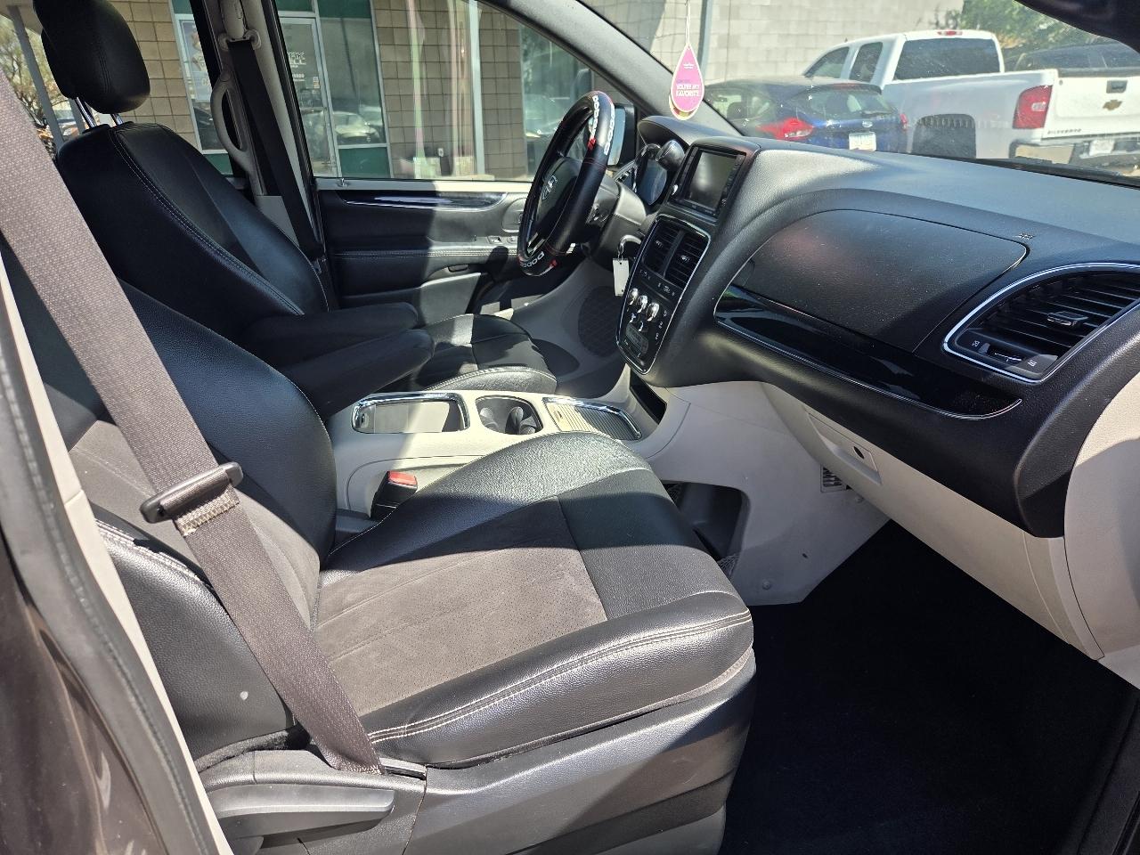 Dodge Grand Caravan SXT 2019