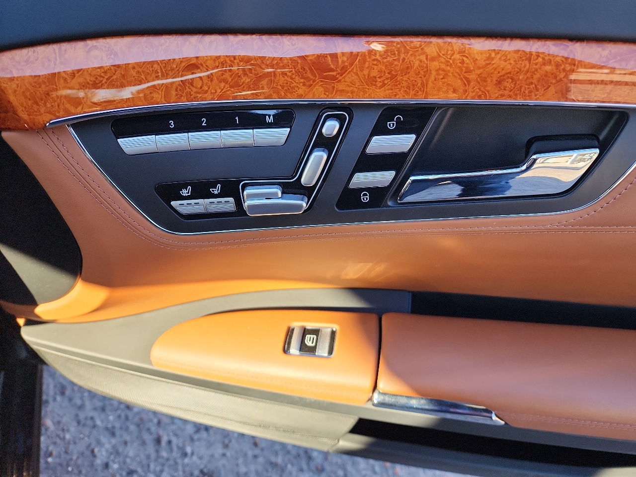 Mercedes-Benz S-Class S550 2007