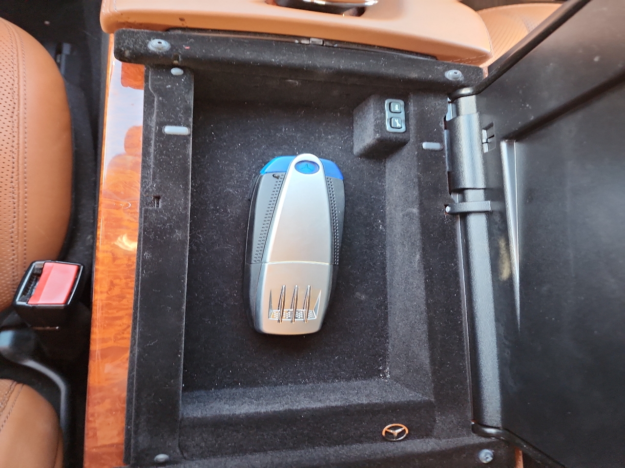 Mercedes-Benz S-Class S550 2007