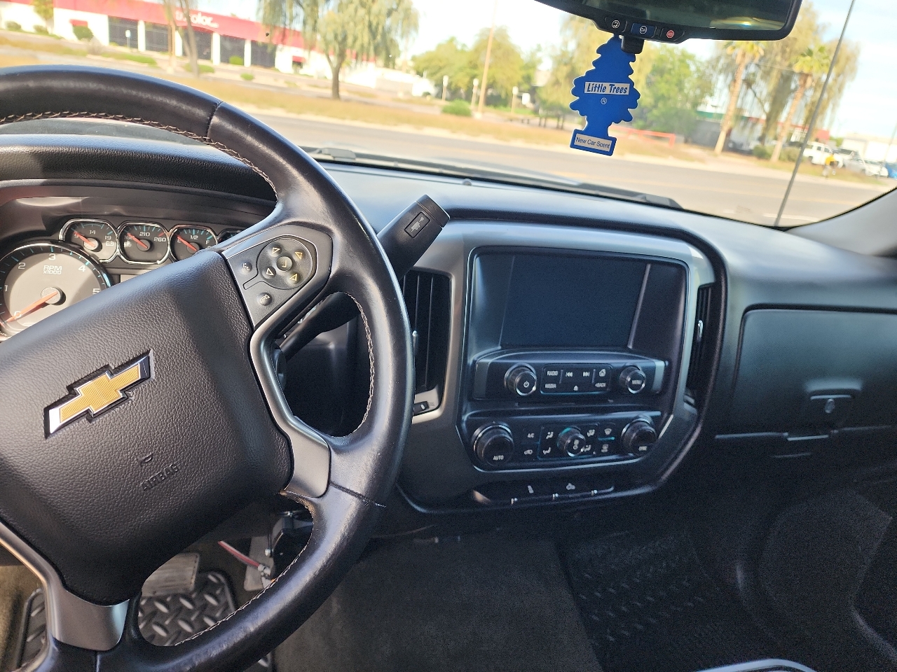 Chevrolet Silverado 1500 LT Crew Cab Long Box 4WD 2016