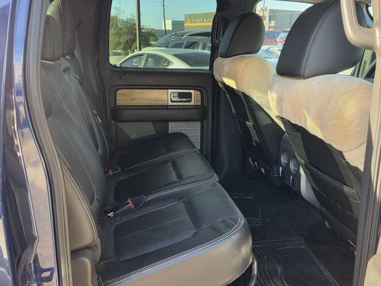 Ford F-150 4WD SuperCrew 145" Platinum 2011