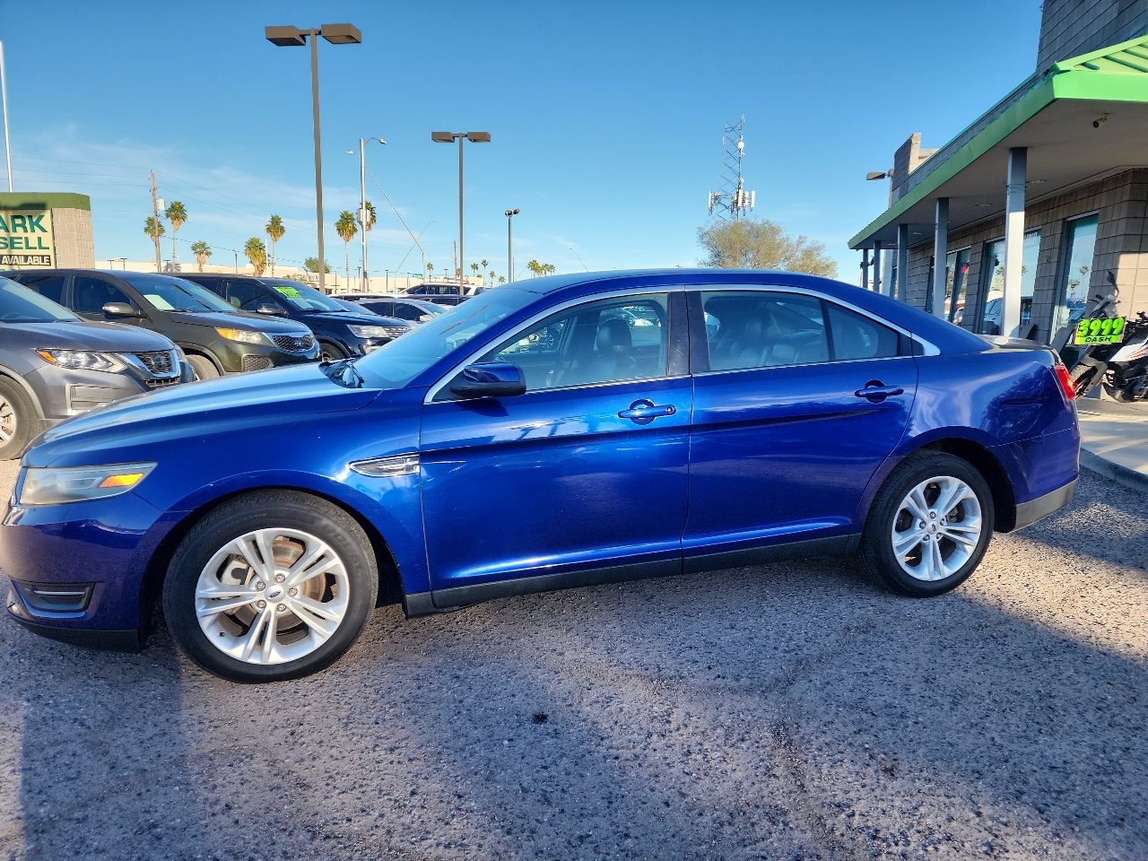 Ford Taurus 4dr Sdn SEL FWD 2014