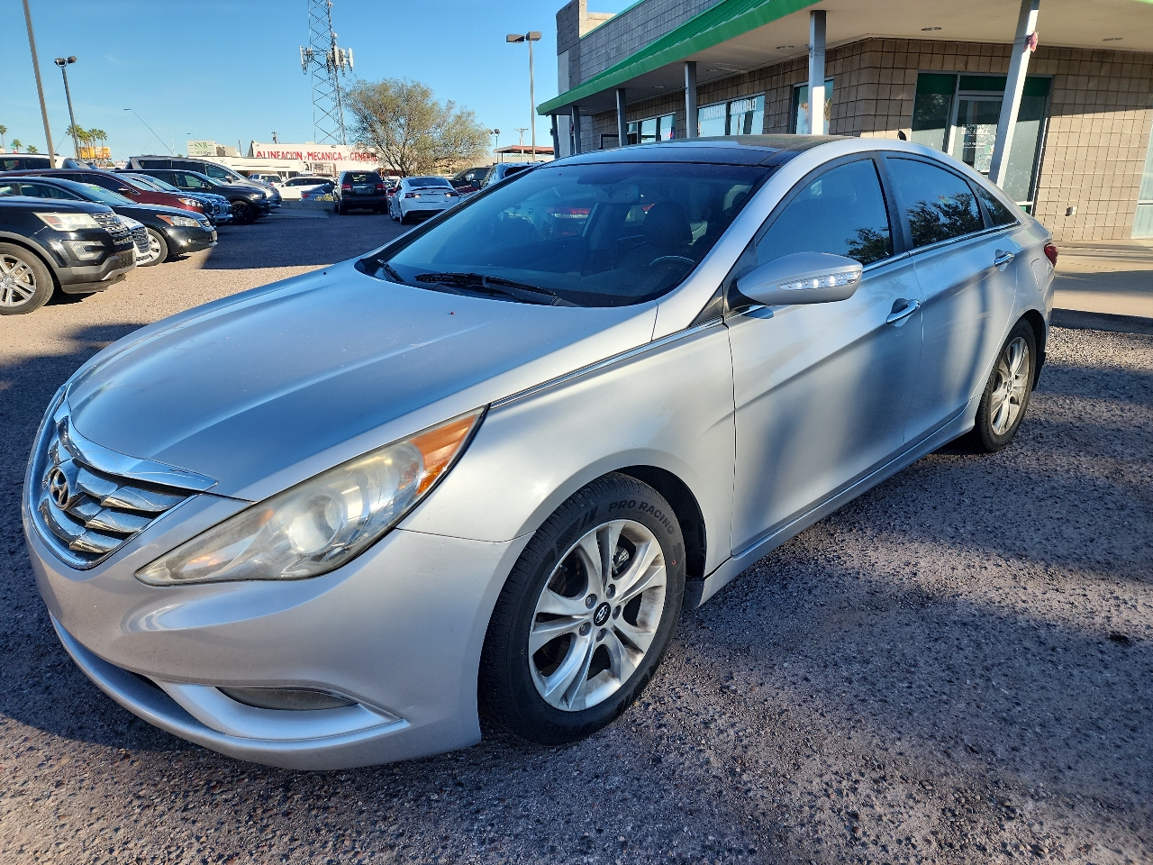 Hyundai Sonata 4dr Sdn 2.4L Auto Limited PZEV 2013
