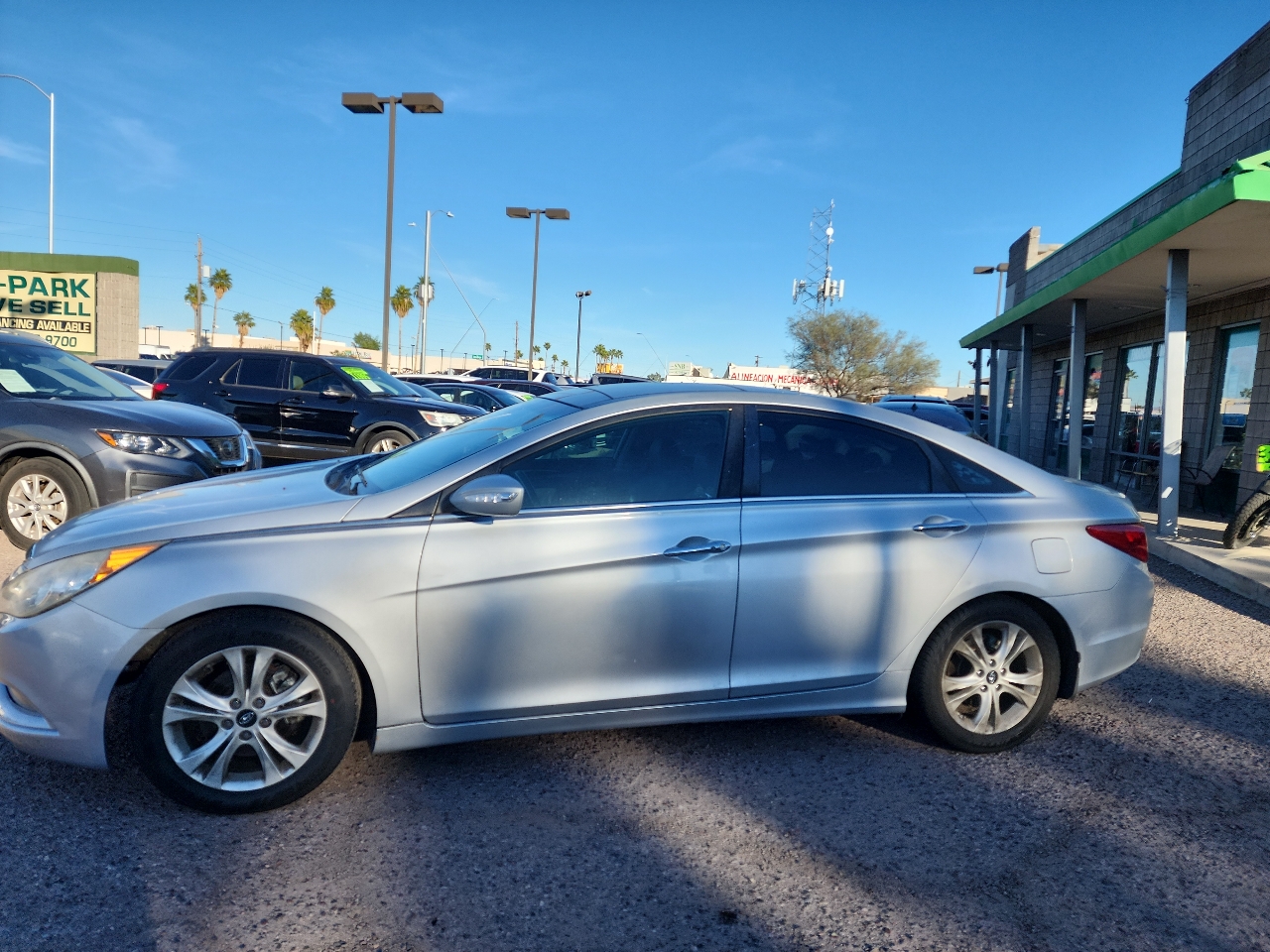 Hyundai Sonata 4dr Sdn 2.4L Auto Limited PZEV 2013