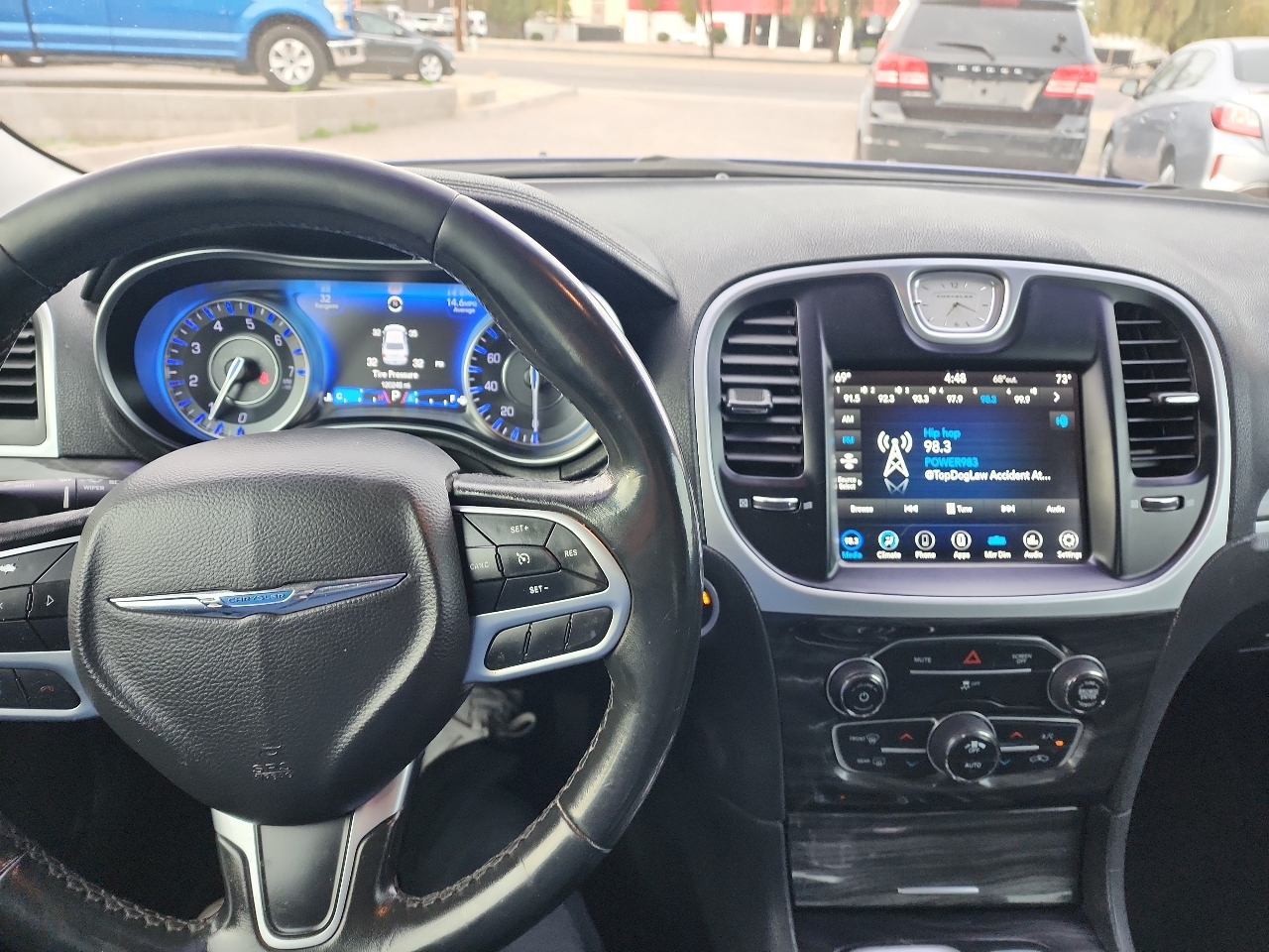 Chrysler 300 Touring RWD 2020