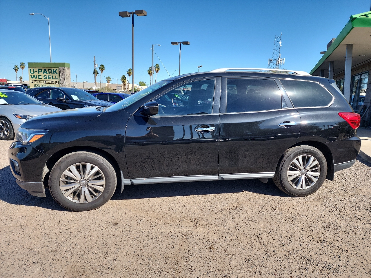 Nissan Pathfinder FWD S 2020