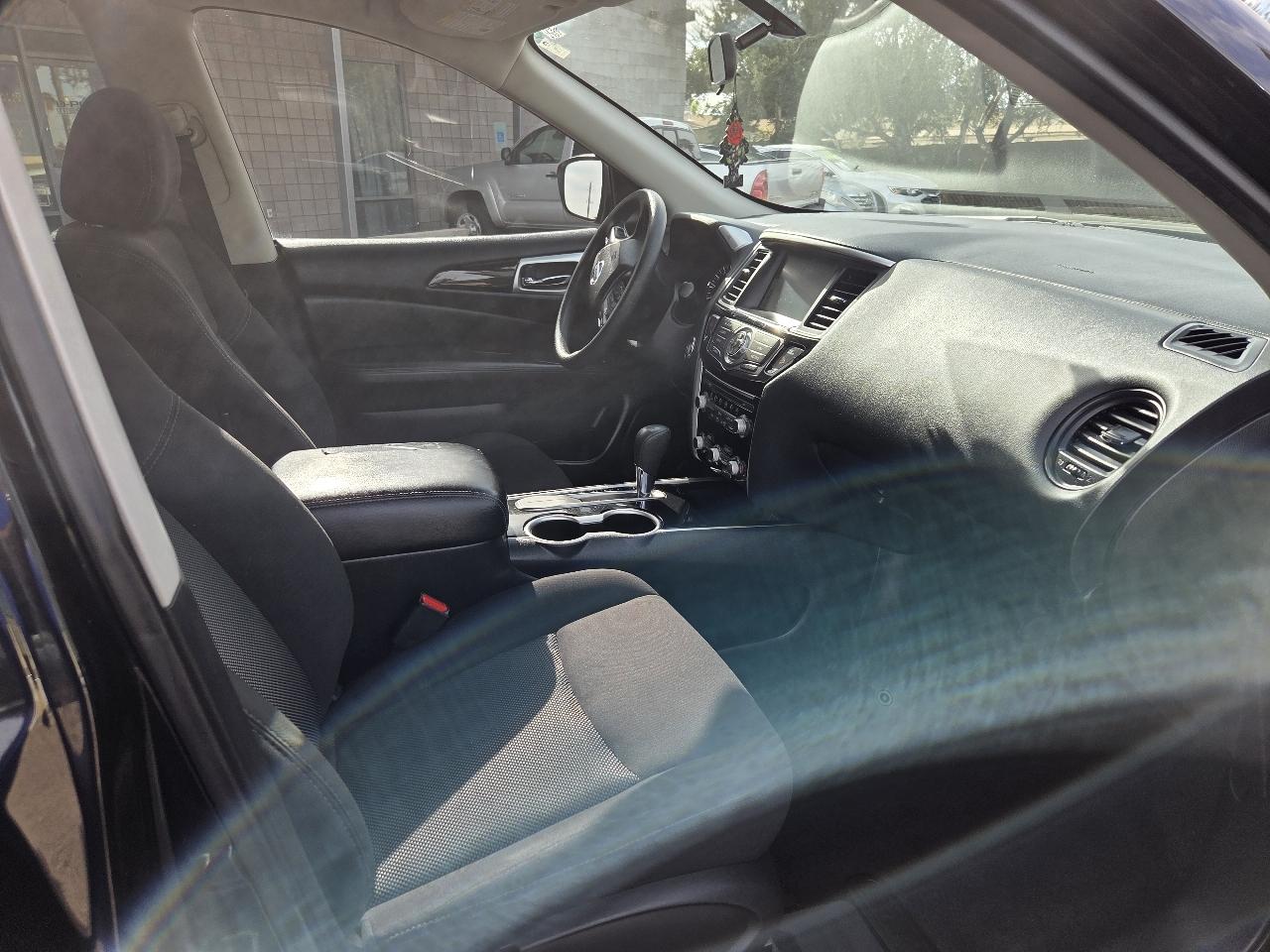 Nissan Pathfinder FWD S 2020