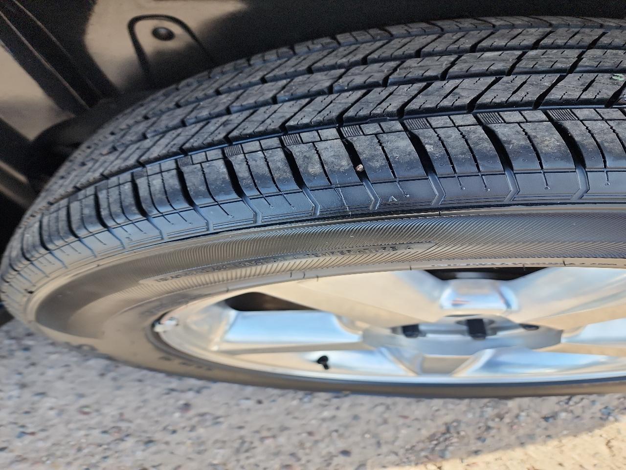 Chevrolet Tahoe 2WD 4dr LS 2014