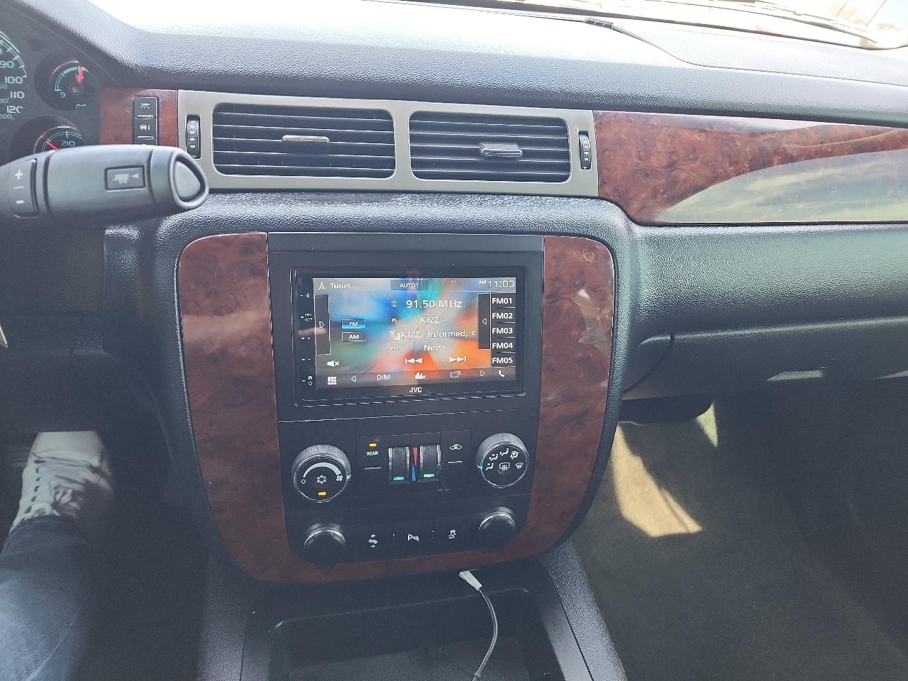 Chevrolet Tahoe 2WD 4dr LS 2014