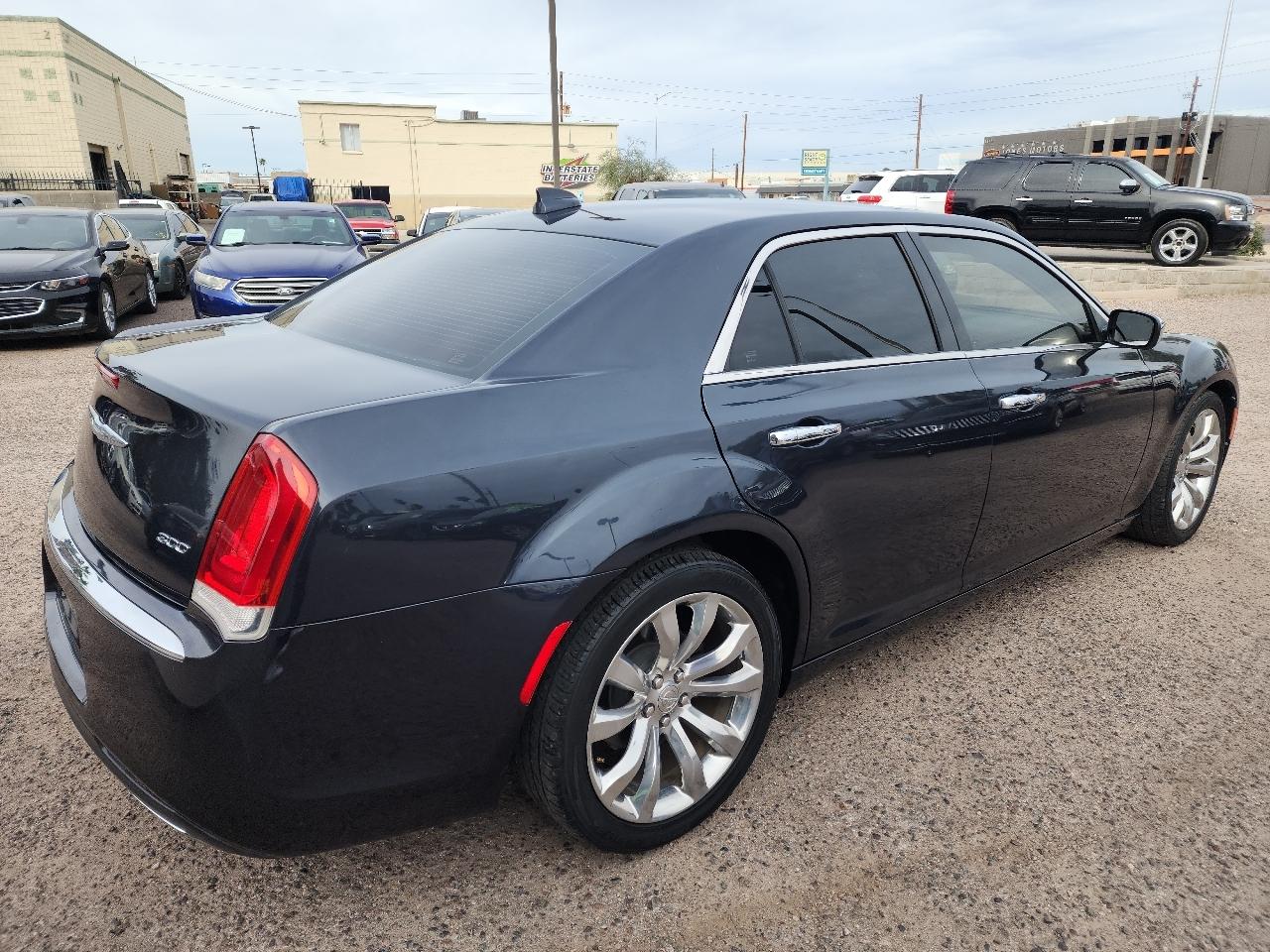 Chrysler 300 Limited RWD 2018
