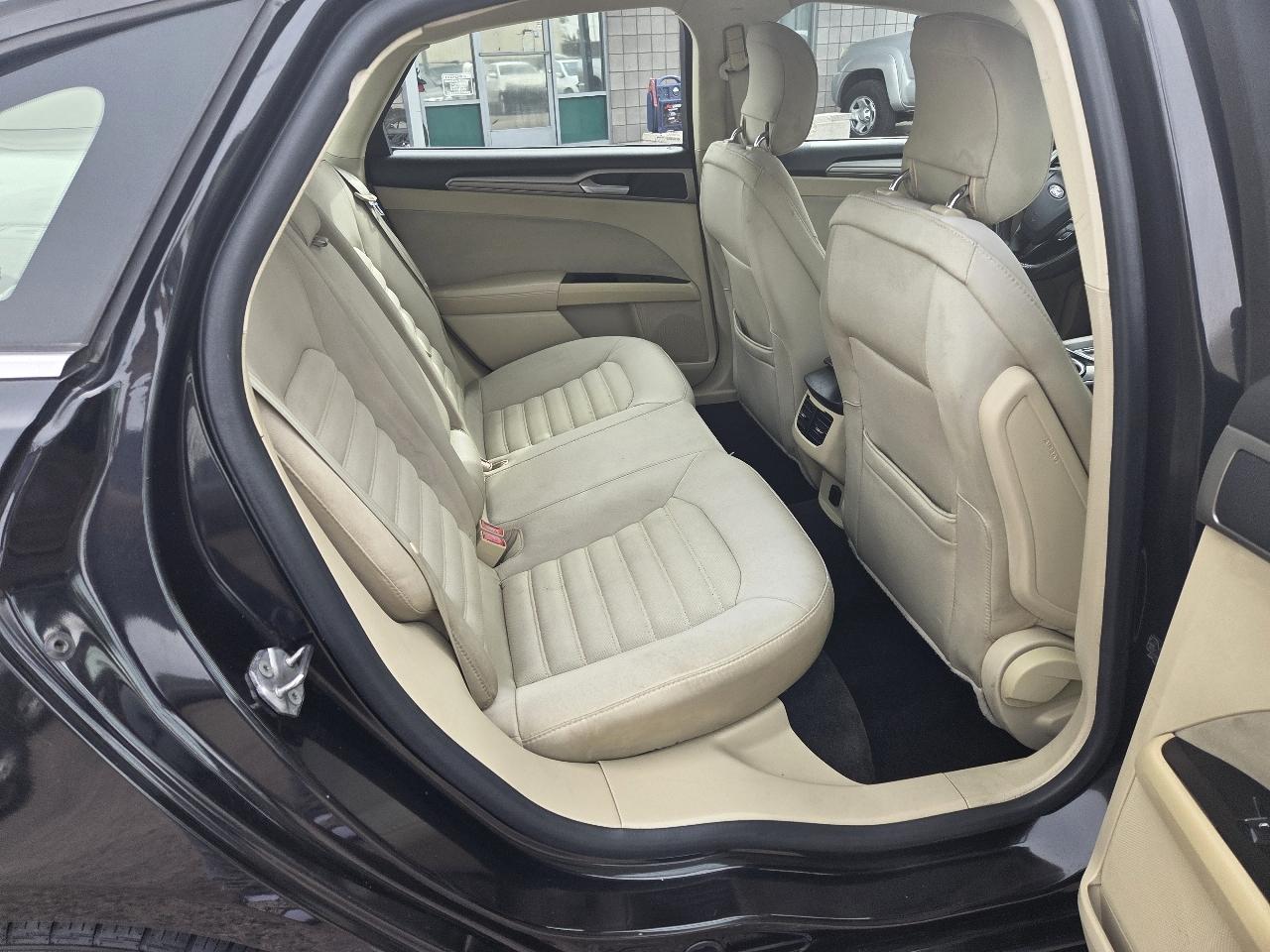 Ford Fusion 4dr Sdn SE FWD 2013