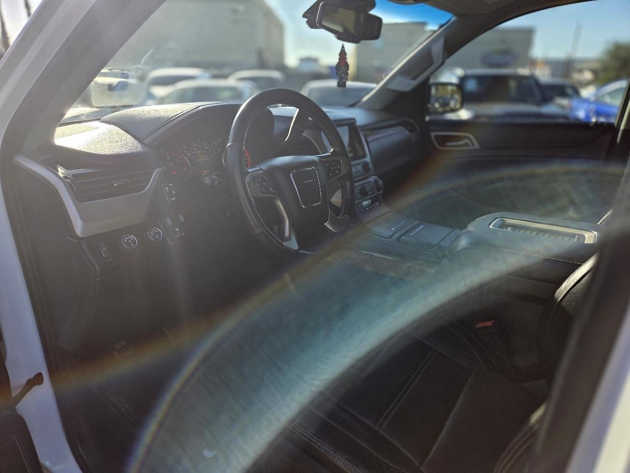 GMC Yukon 4WD 4dr Denali 2015