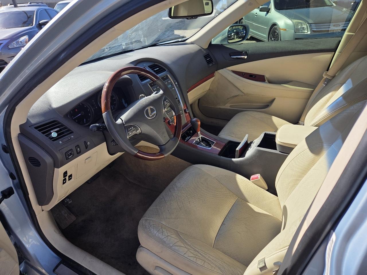 Lexus ES 350 4dr Sdn 2012