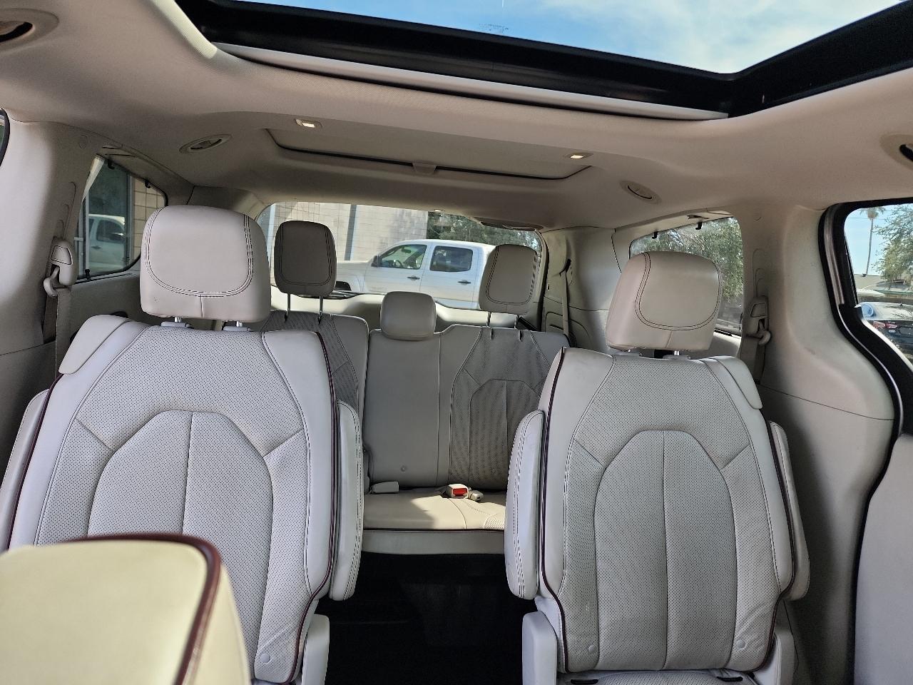 Chrysler Pacifica Limited FWD 2018