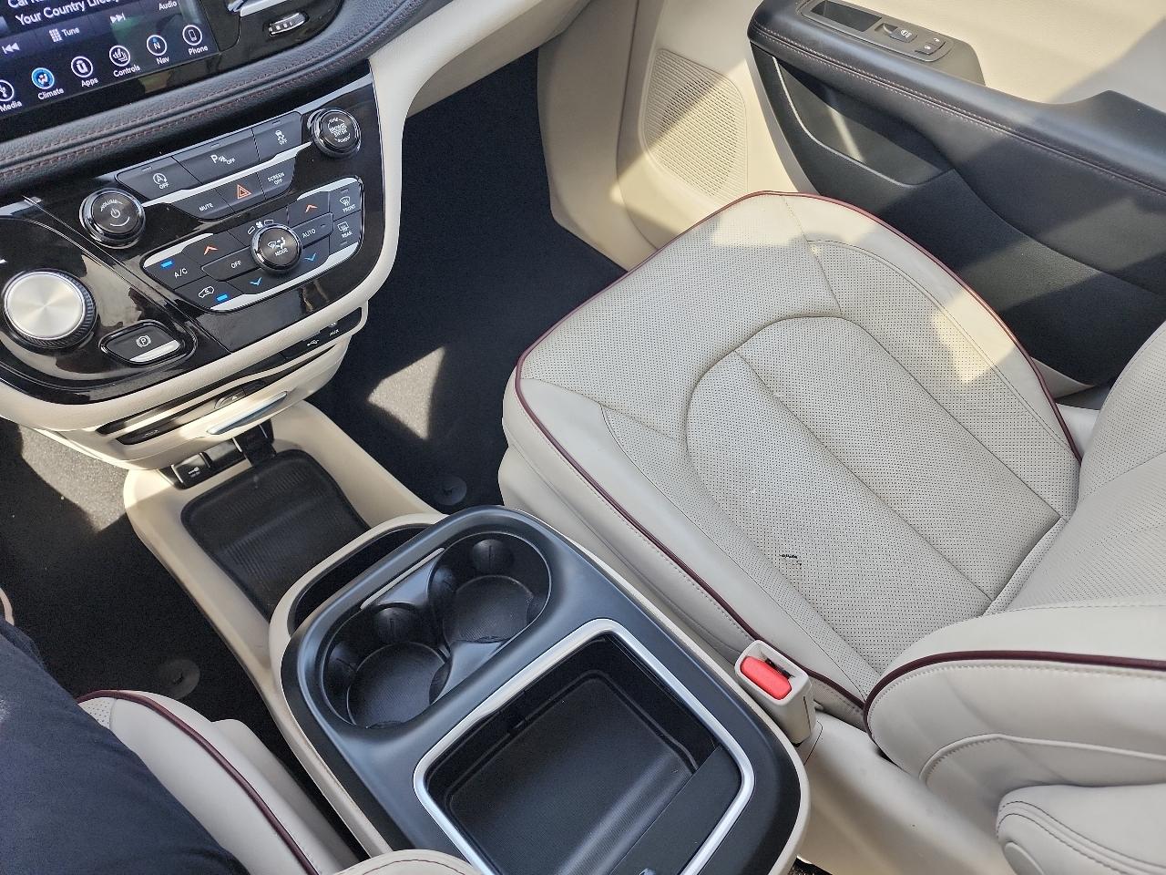 Chrysler Pacifica Limited FWD 2018