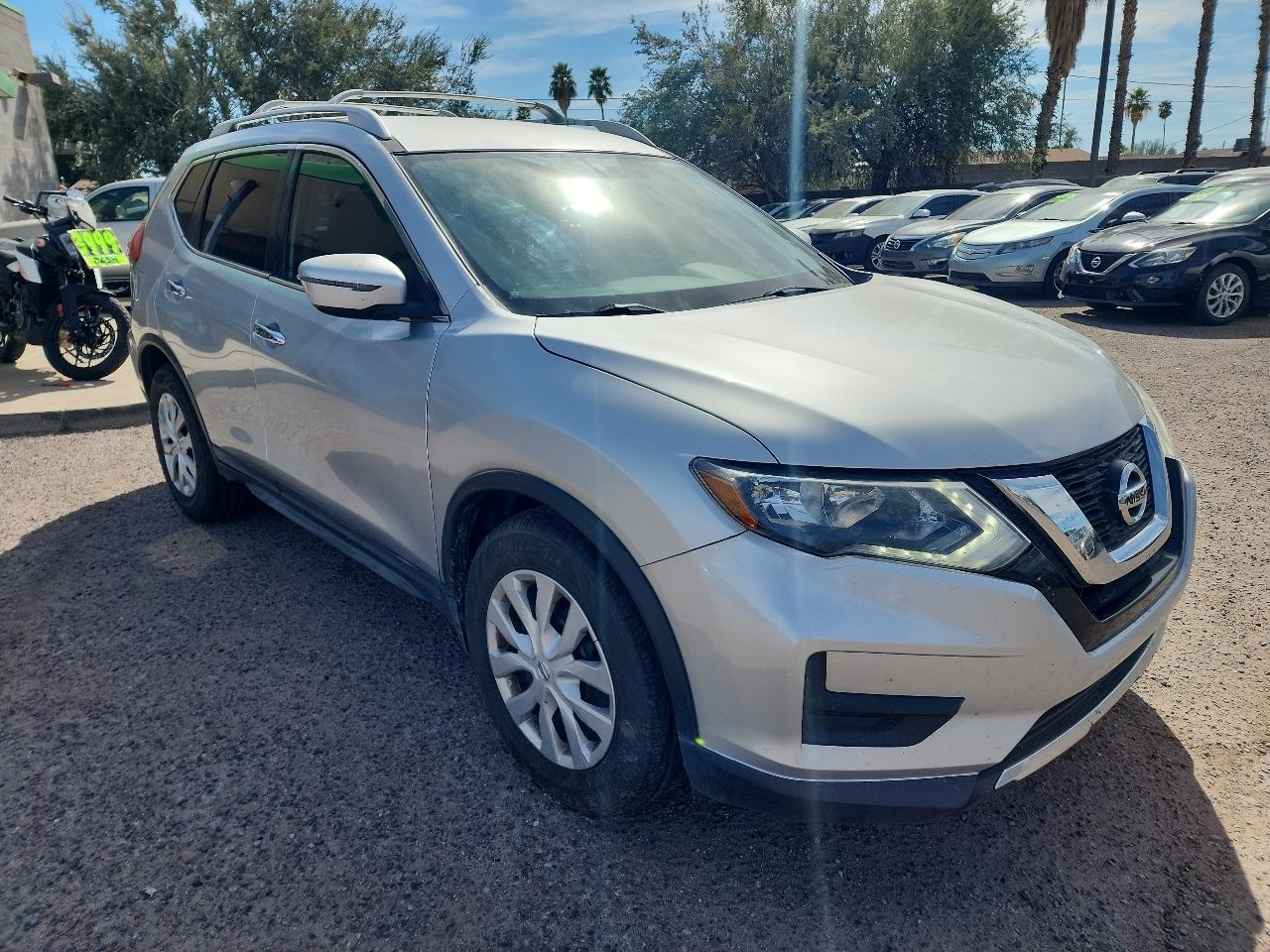 Nissan Rogue FWD S 2017