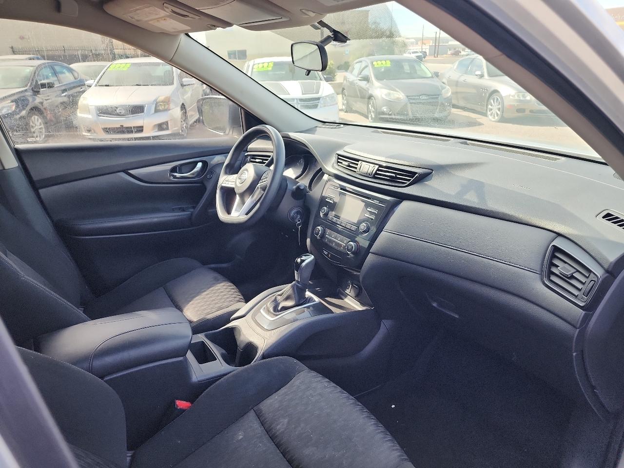 Nissan Rogue FWD S 2017