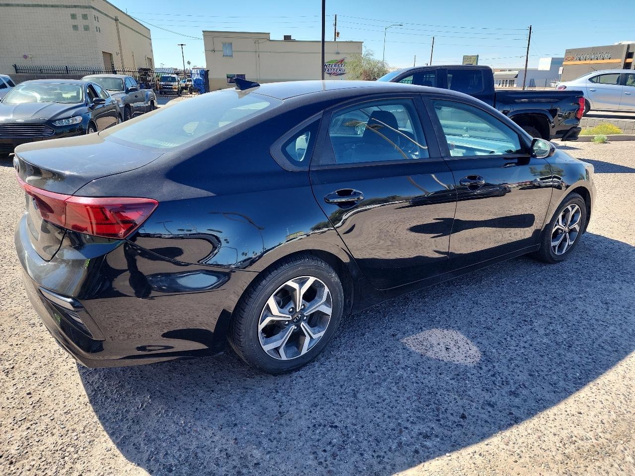 Kia Forte LXS IVT 2020