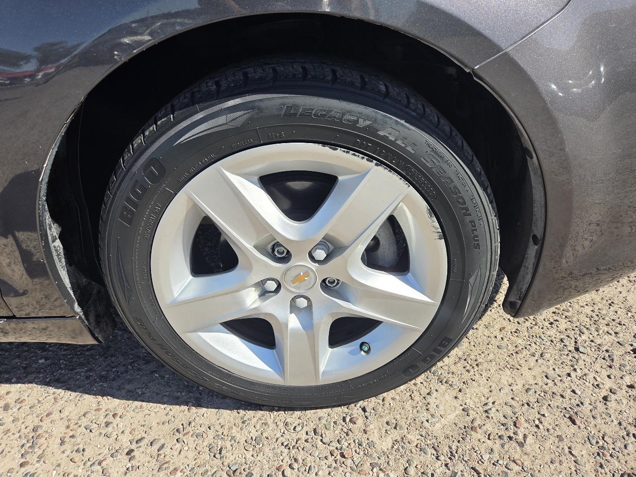 Chevrolet Malibu 4dr Sdn LS w/1FL 2012