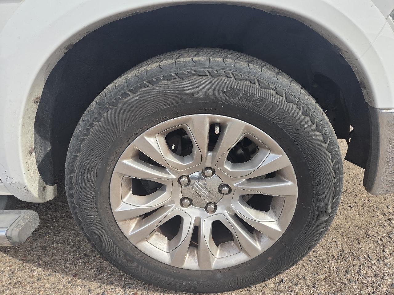 RAM 1500 4WD Crew Cab 149" Longhorn 2014