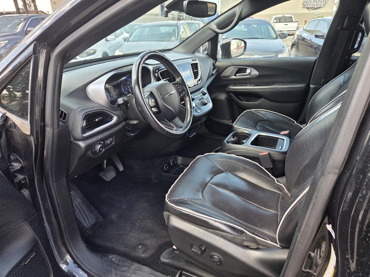 Chrysler Pacifica Limited FWD 2018