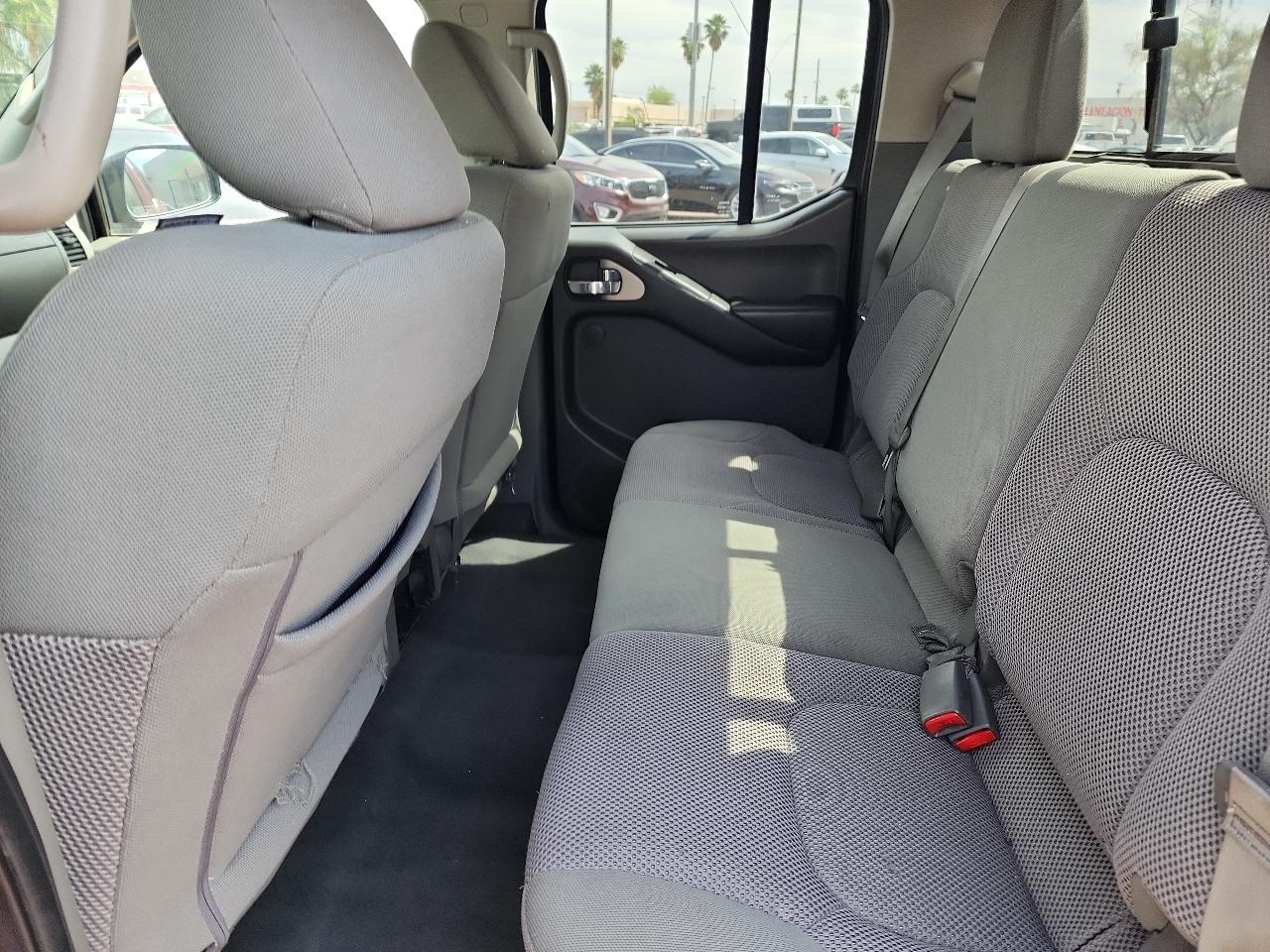 Nissan Frontier Crew Cab 4x2 SV Auto 2019