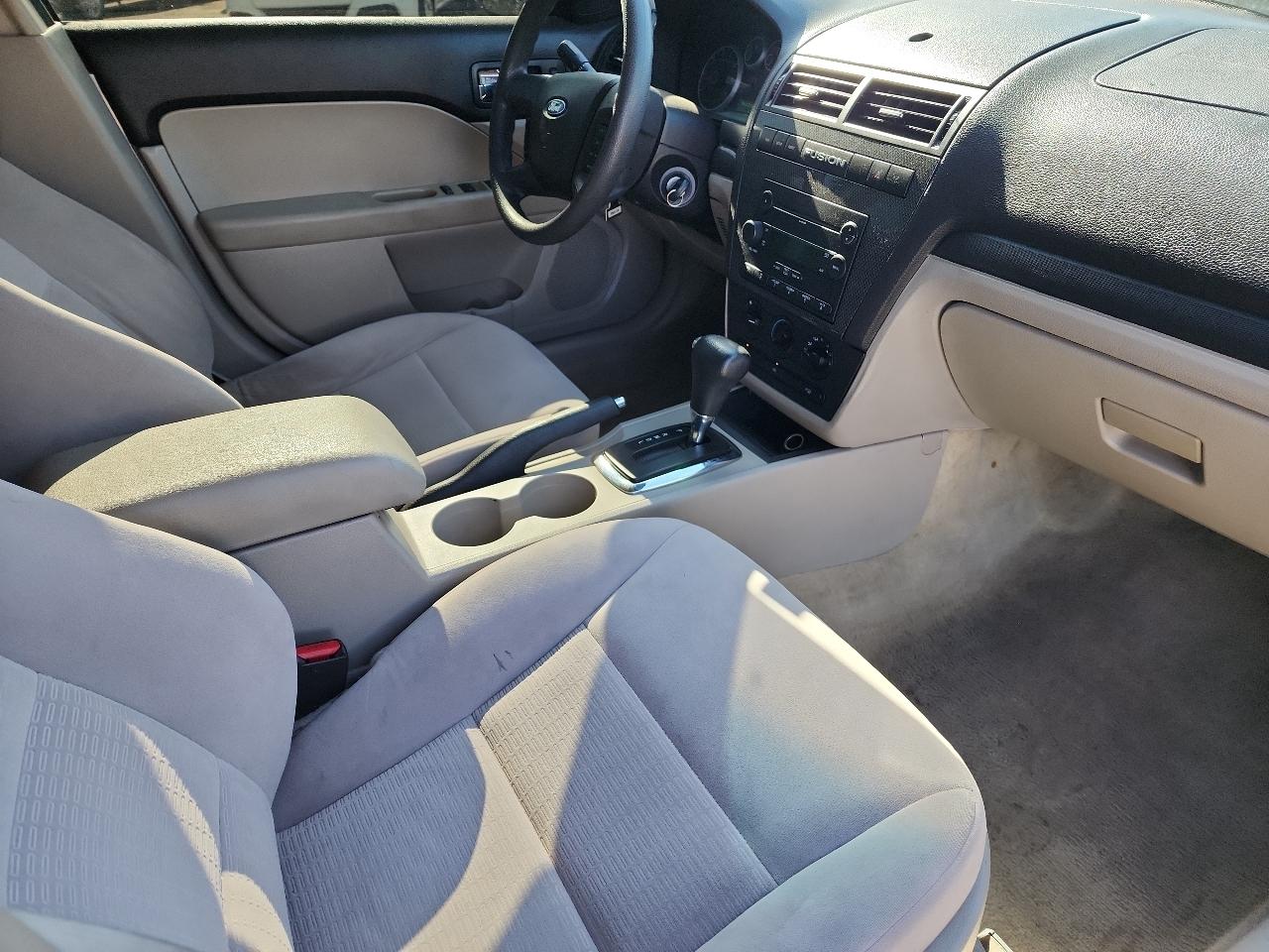 Ford Fusion 4dr Sdn I4 SE 2006