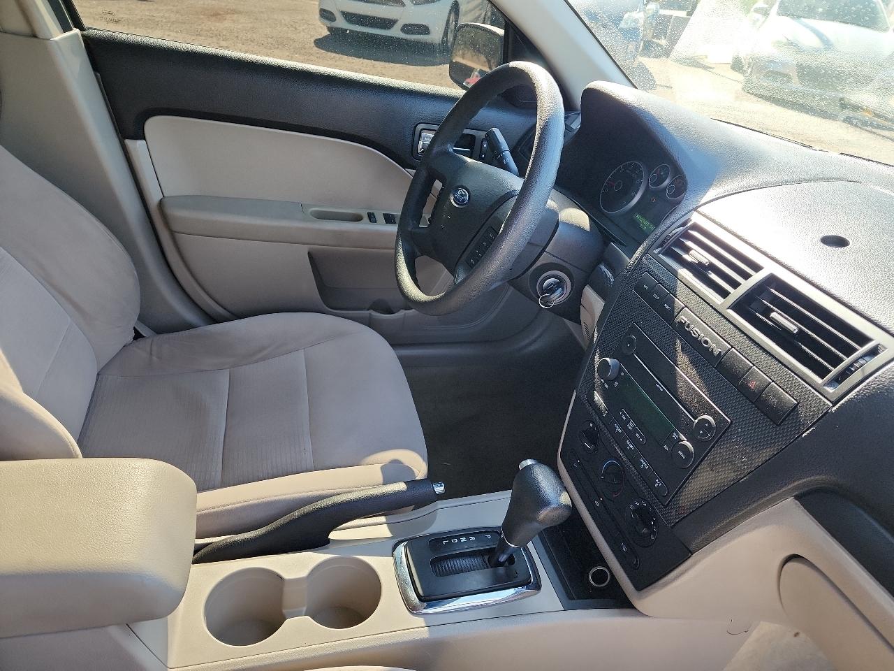 Ford Fusion 4dr Sdn I4 SE 2006