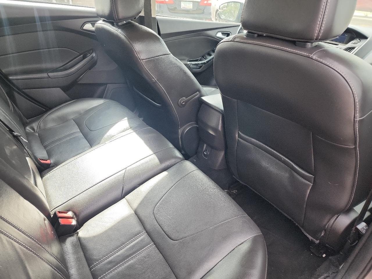 Ford Focus 5dr HB SE 2014