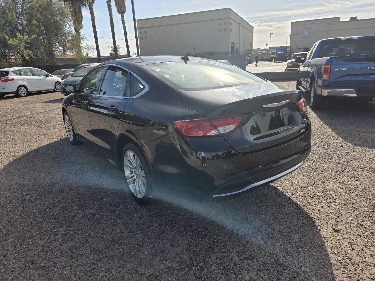 Chrysler 200 4dr Sdn Limited FWD 2015