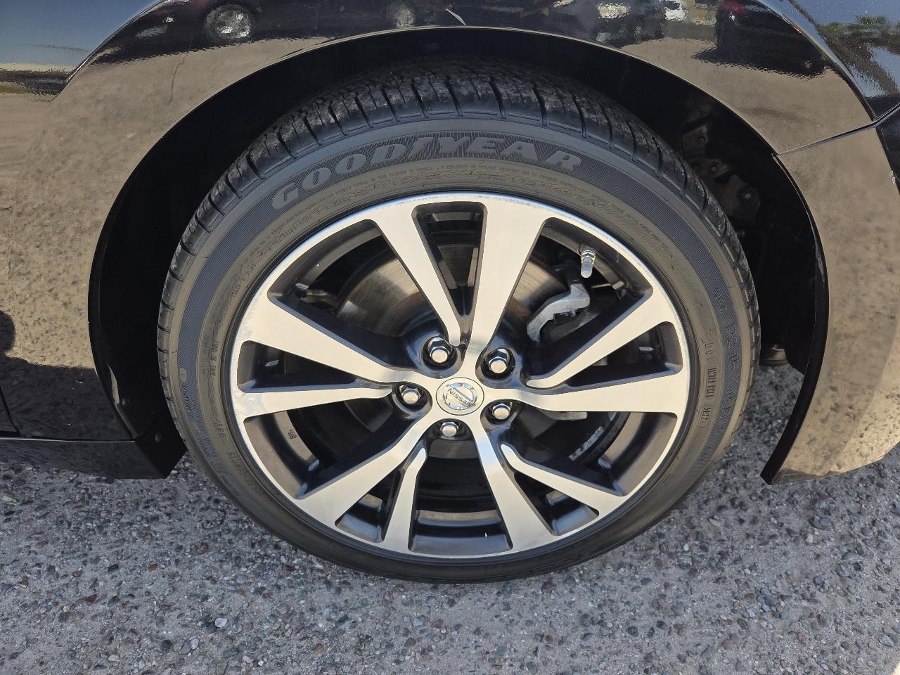 Nissan Maxima 4dr Sdn 3.5 S 2016