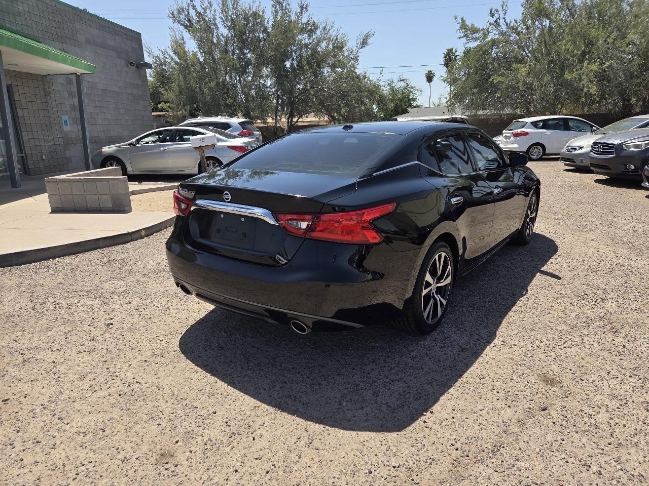 Nissan Maxima 4dr Sdn 3.5 S 2016