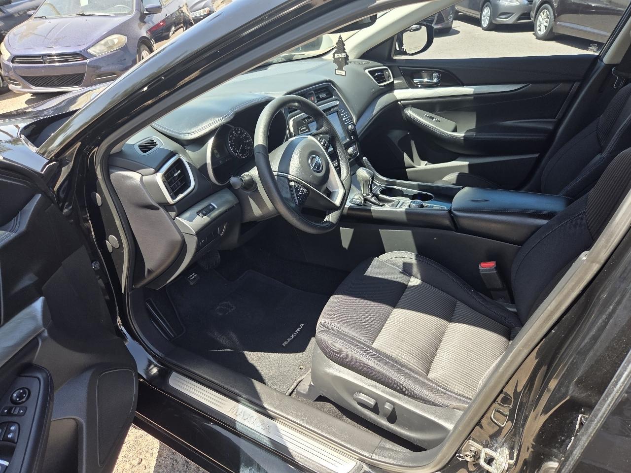 Nissan Maxima 4dr Sdn 3.5 S 2016