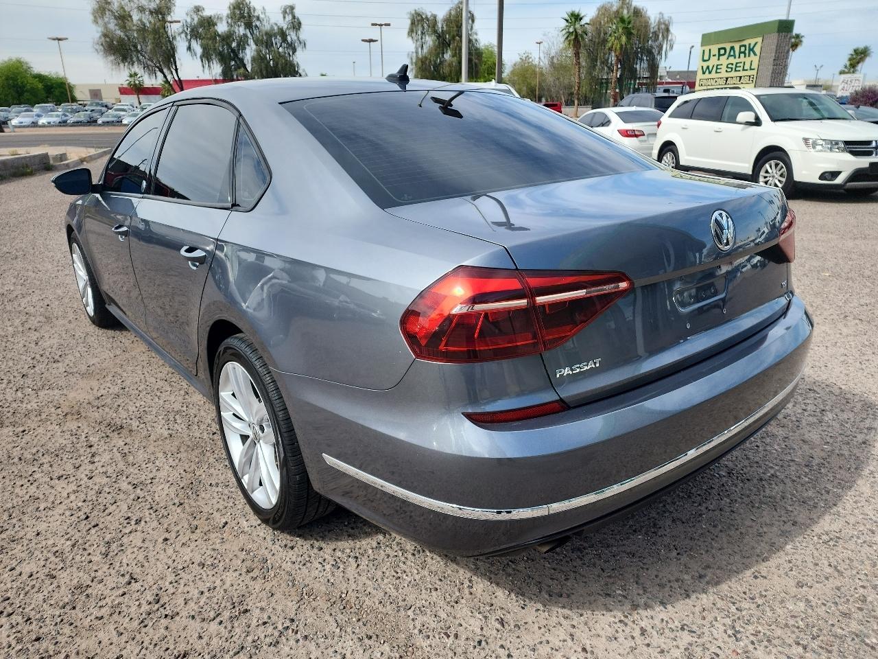 Volkswagen Passat 2.0T Wolfsburg Edition Auto 2019