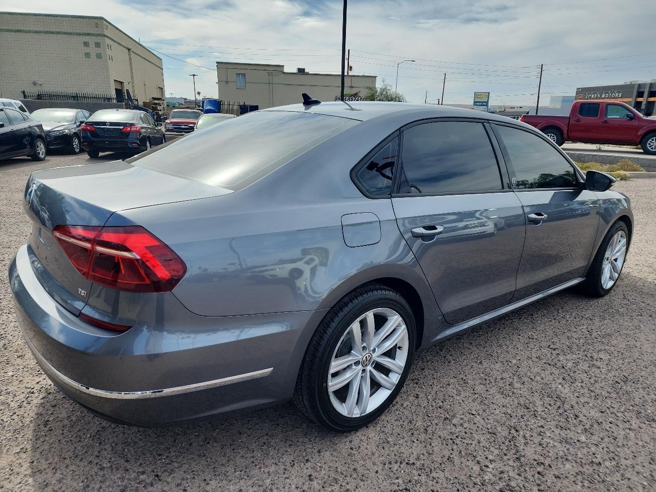 Volkswagen Passat 2.0T Wolfsburg Edition Auto 2019